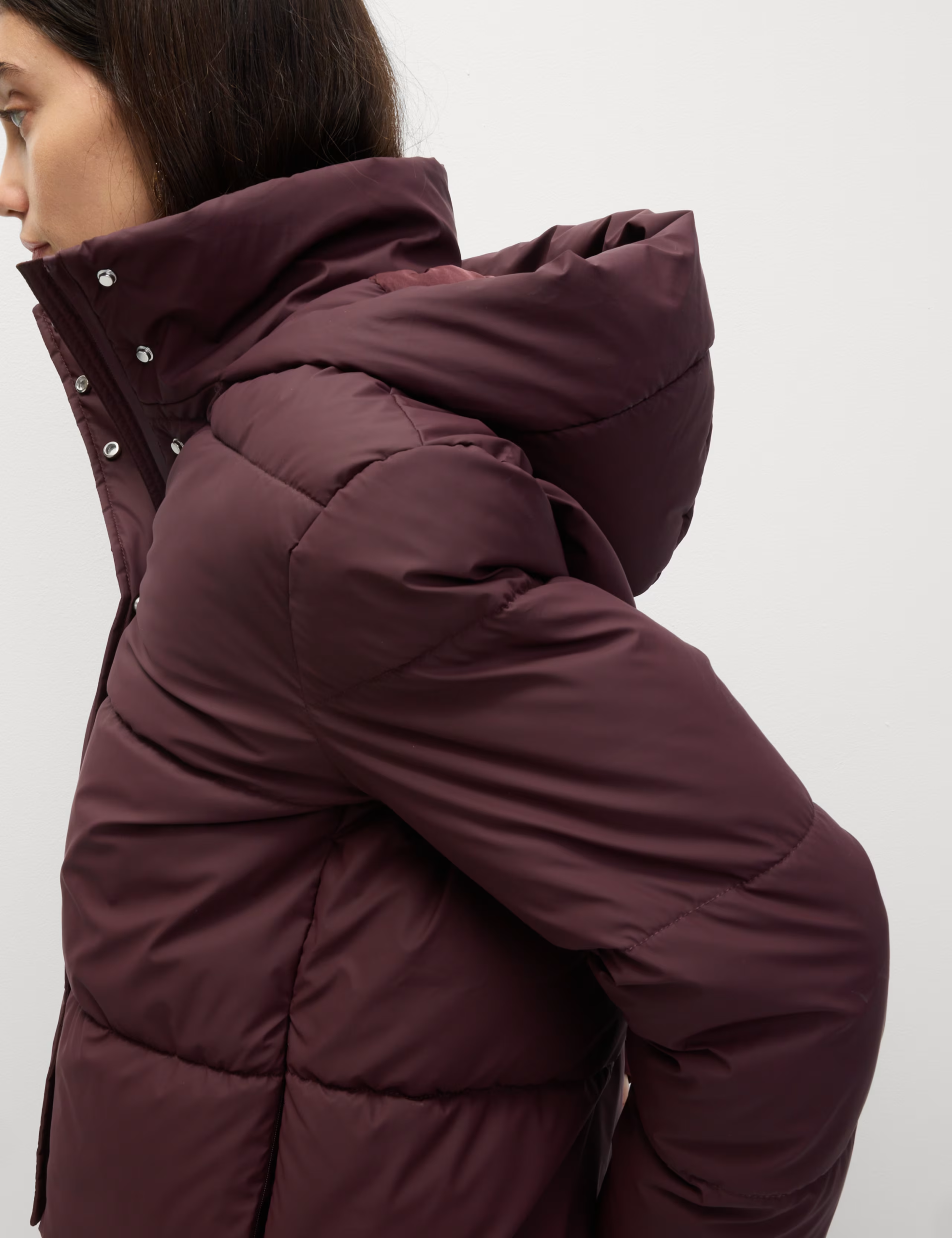 Lightweight Hooded Rubber Duvet Jacket with Funnel Neck - Image 5
