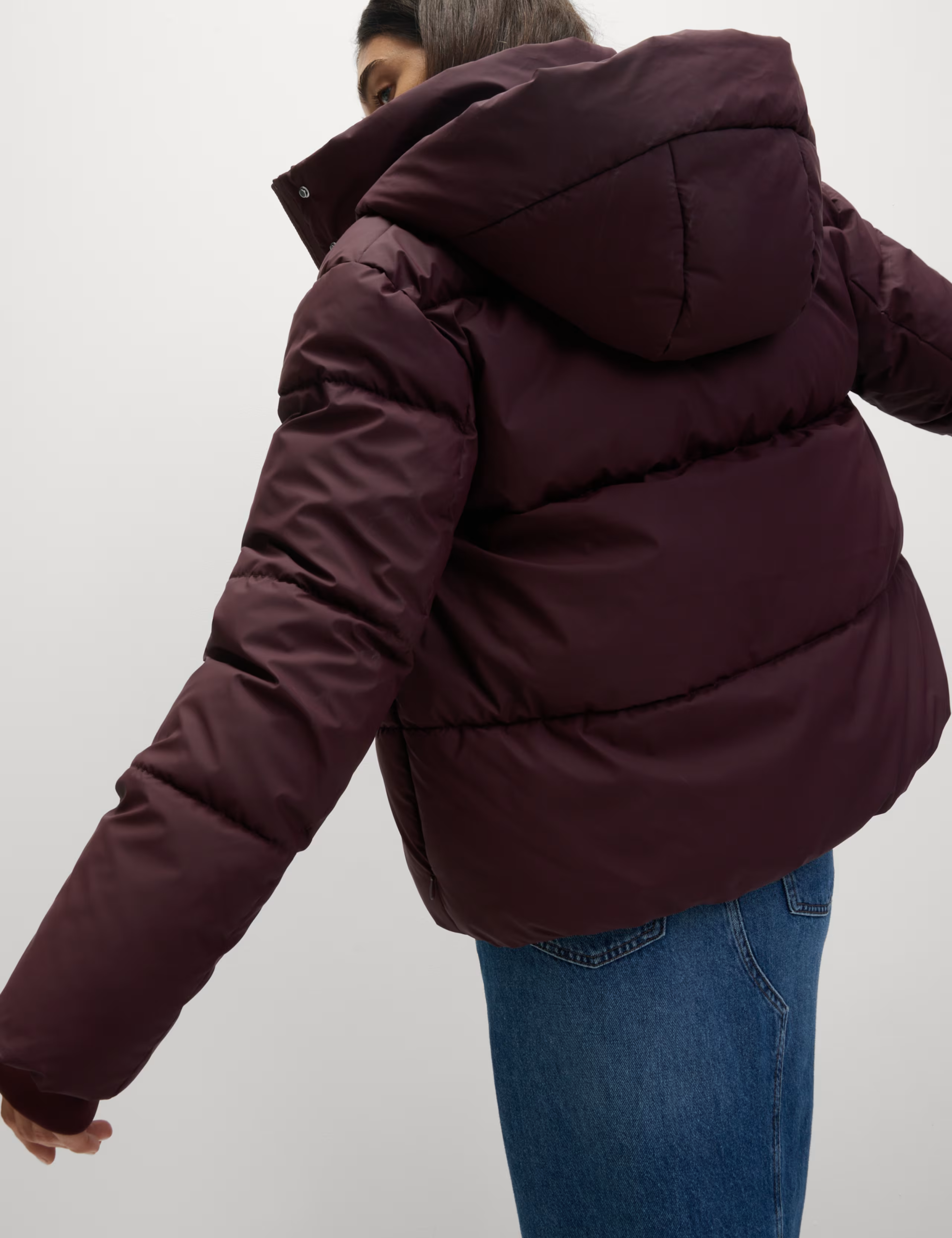 Lightweight Hooded Rubber Duvet Jacket with Funnel Neck - Image 8