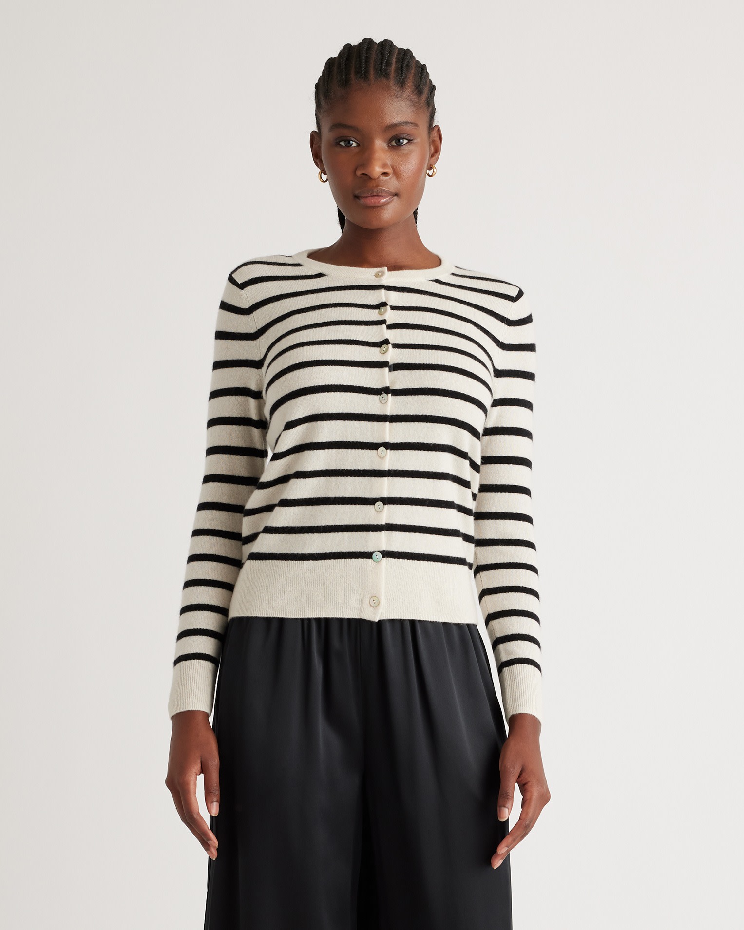Women’s Mongolian Cashmere Cardigan Sweater – Soft Luxury Knitwear